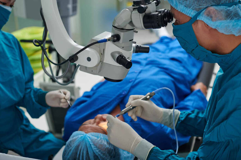 Cataract-Surgery